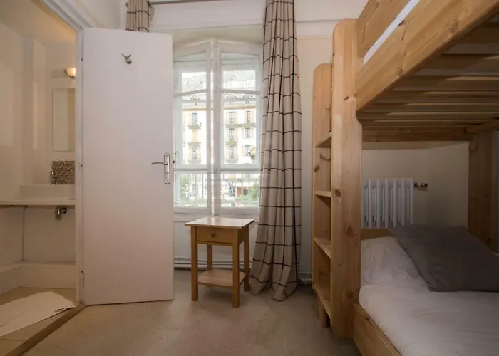 Lutetia - Year 霞慕尼