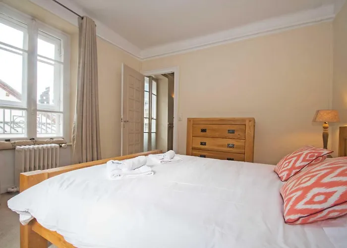 Апартаменти Lutetia - Year *