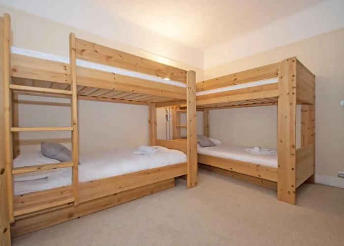 Daire Lutetia - Year *